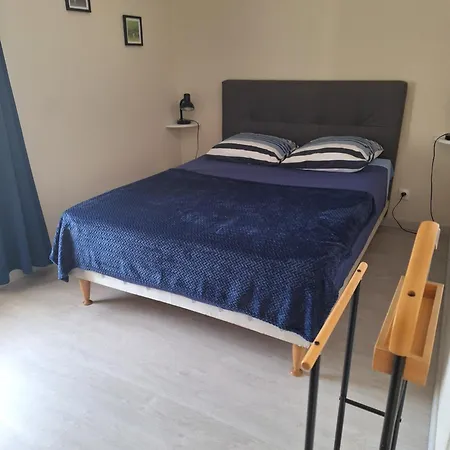 Au Calme Avec Parking Prive Tatil Evi *